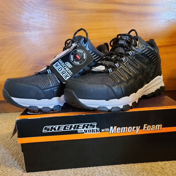 Skechers Men's Work Queznell Steel Toe WP Black & White Lace Up Shoes - Picture 3 of 9